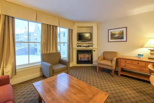 $540,000 | 717-719 Q1-4 Jackson Gore Adams House, Unit 717/719 Q14, Ludlow, VT 05149