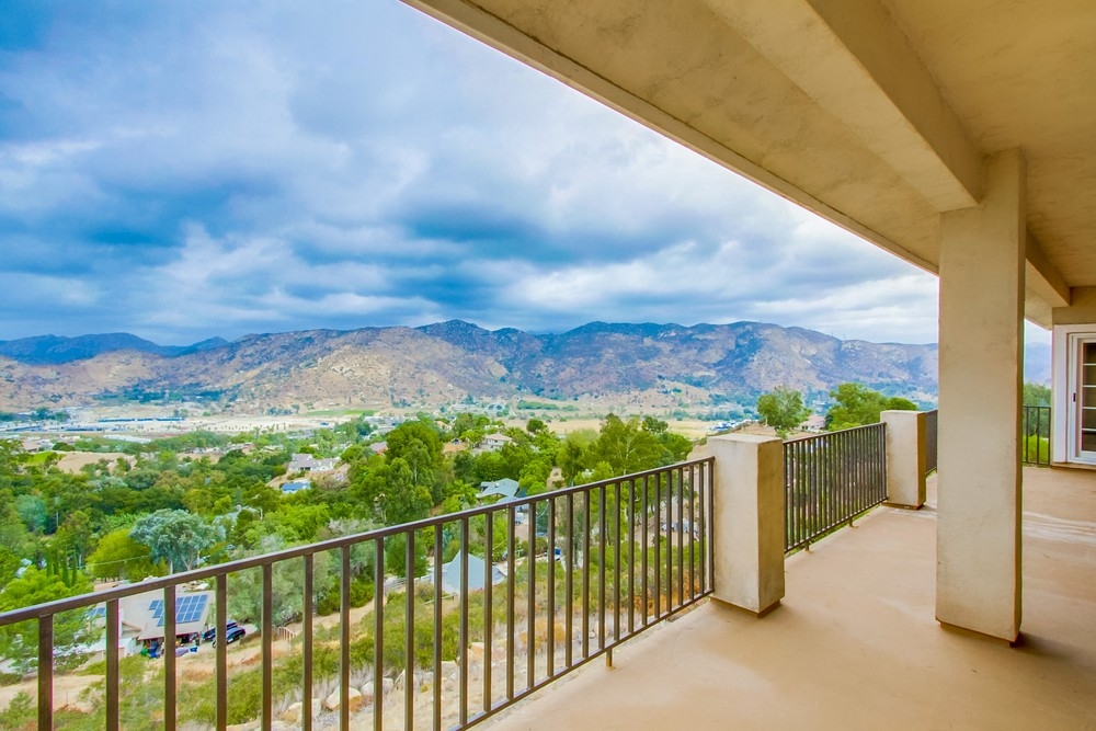 11786 Hi Ridge Road Lakeside, CA 92040 - Photo 21 of 24