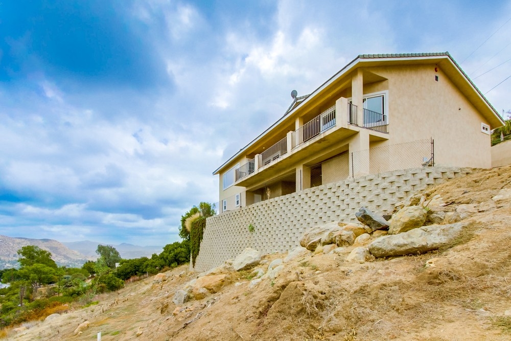 11786 Hi Ridge Road Lakeside, CA 92040 - Photo 23 of 24