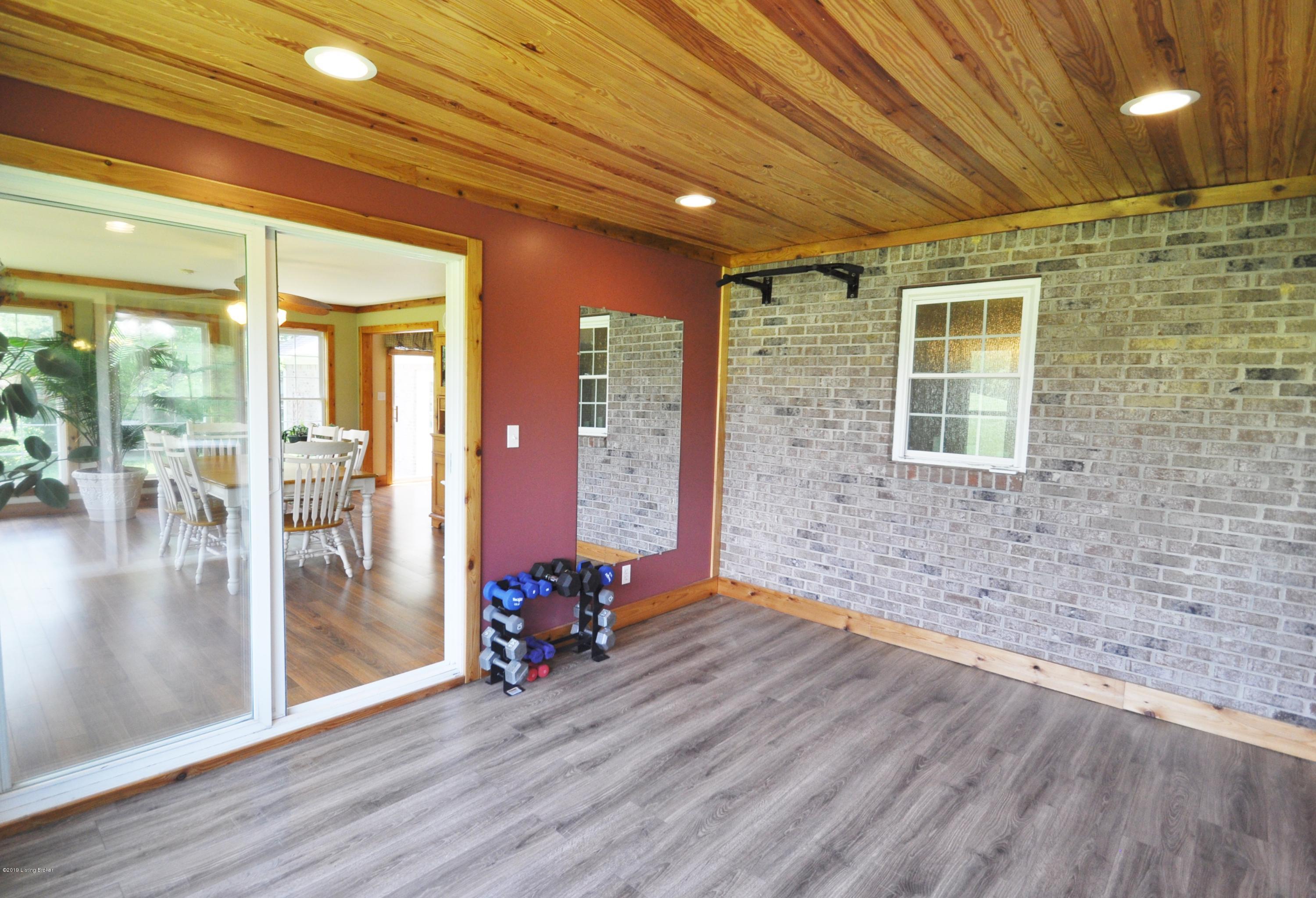 8868 Lagrange Road Smithfield, KY 40068 - Photo 28 of 98 DSC_0405
