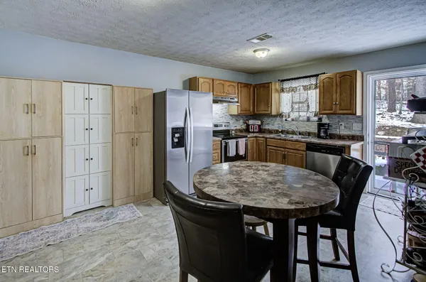 $262,500 | 1024 Rosella Drive, White Pine, TN 37890