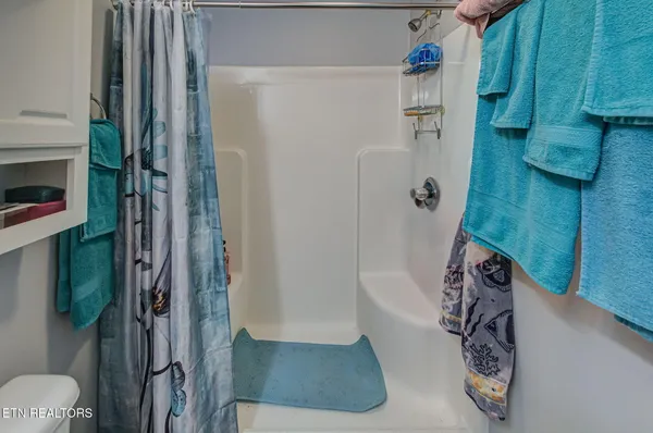 $262,500 | 1024 Rosella Drive, White Pine, TN 37890