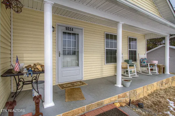 $262,500 | 1024 Rosella Drive, White Pine, TN 37890