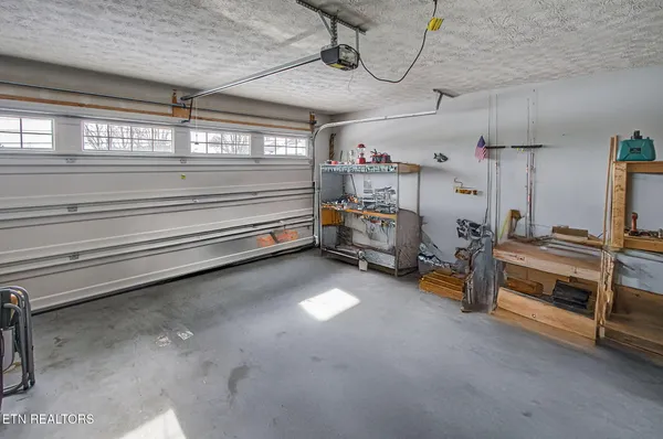 $262,500 | 1024 Rosella Drive, White Pine, TN 37890