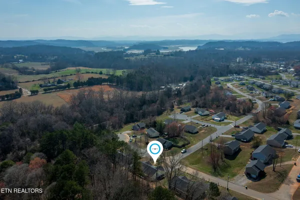 $262,500 | 1024 Rosella Drive, White Pine, TN 37890