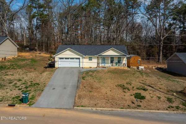 $262,500 | 1024 Rosella Drive, White Pine, TN 37890