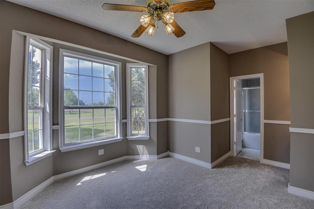 6603 Champion Road Midlothian, TX 76065 - Photo 18 of 33