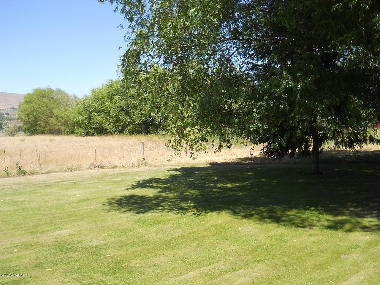 15601 Fisk Road Yakima, WA 98908 - Photo 52 of 58 a view of an ocean