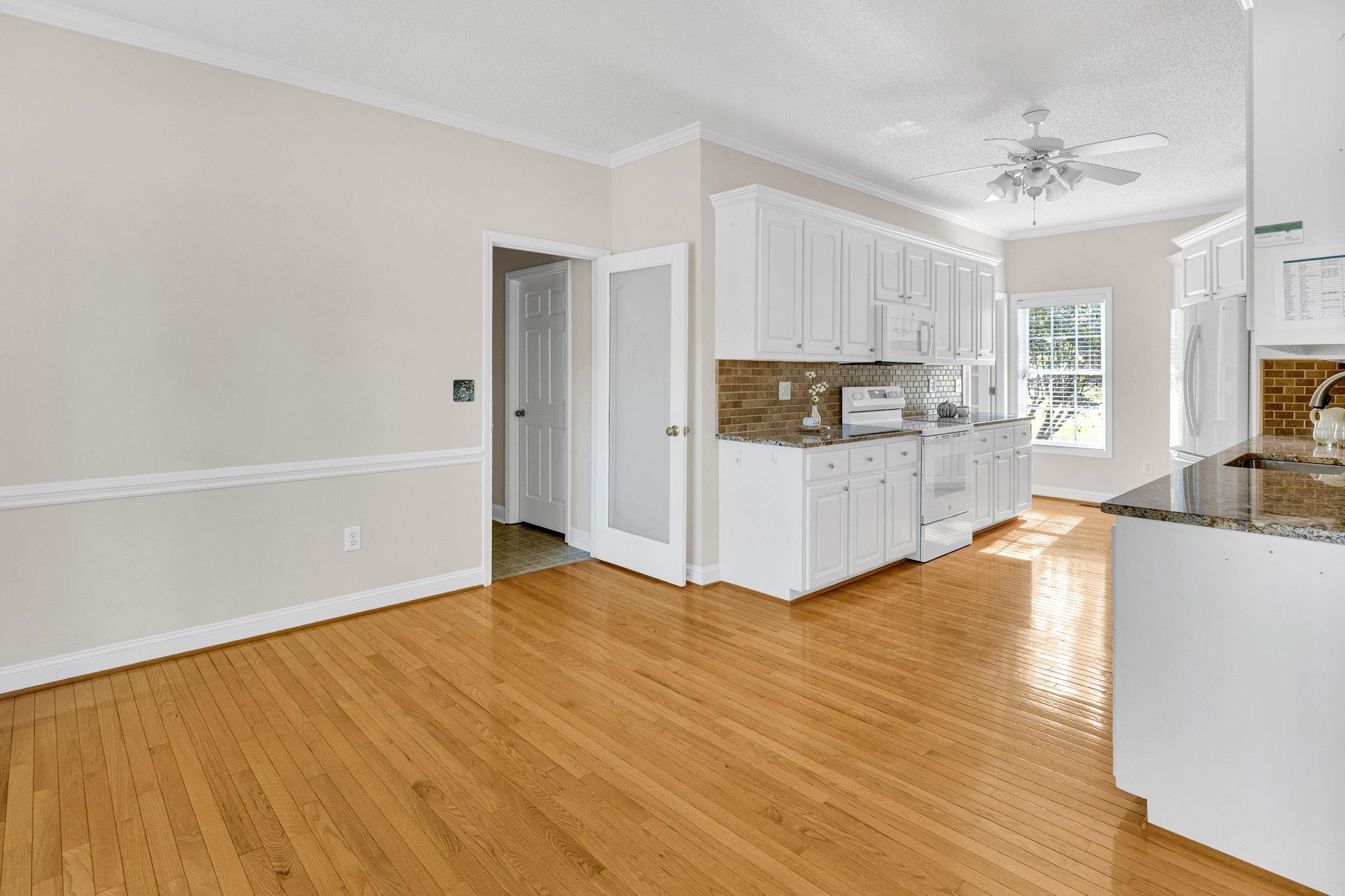 125 Lake Robinson Pointe Greer, SC 29651 - Photo 14 of 50