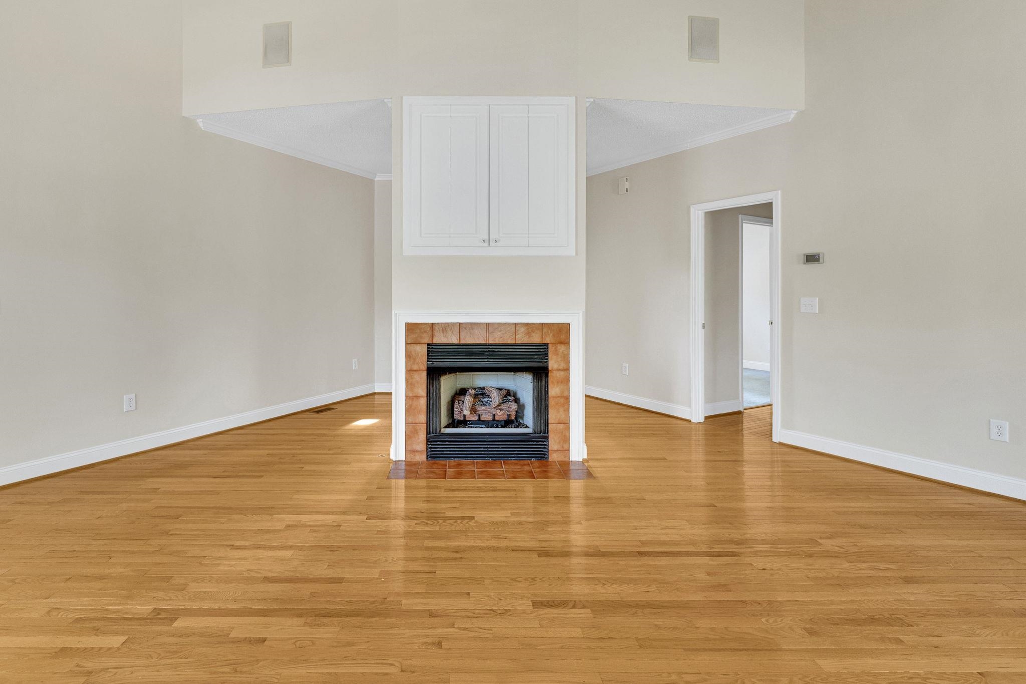 125 Lake Robinson Pointe Greer, SC 29651 - Photo 8 of 50