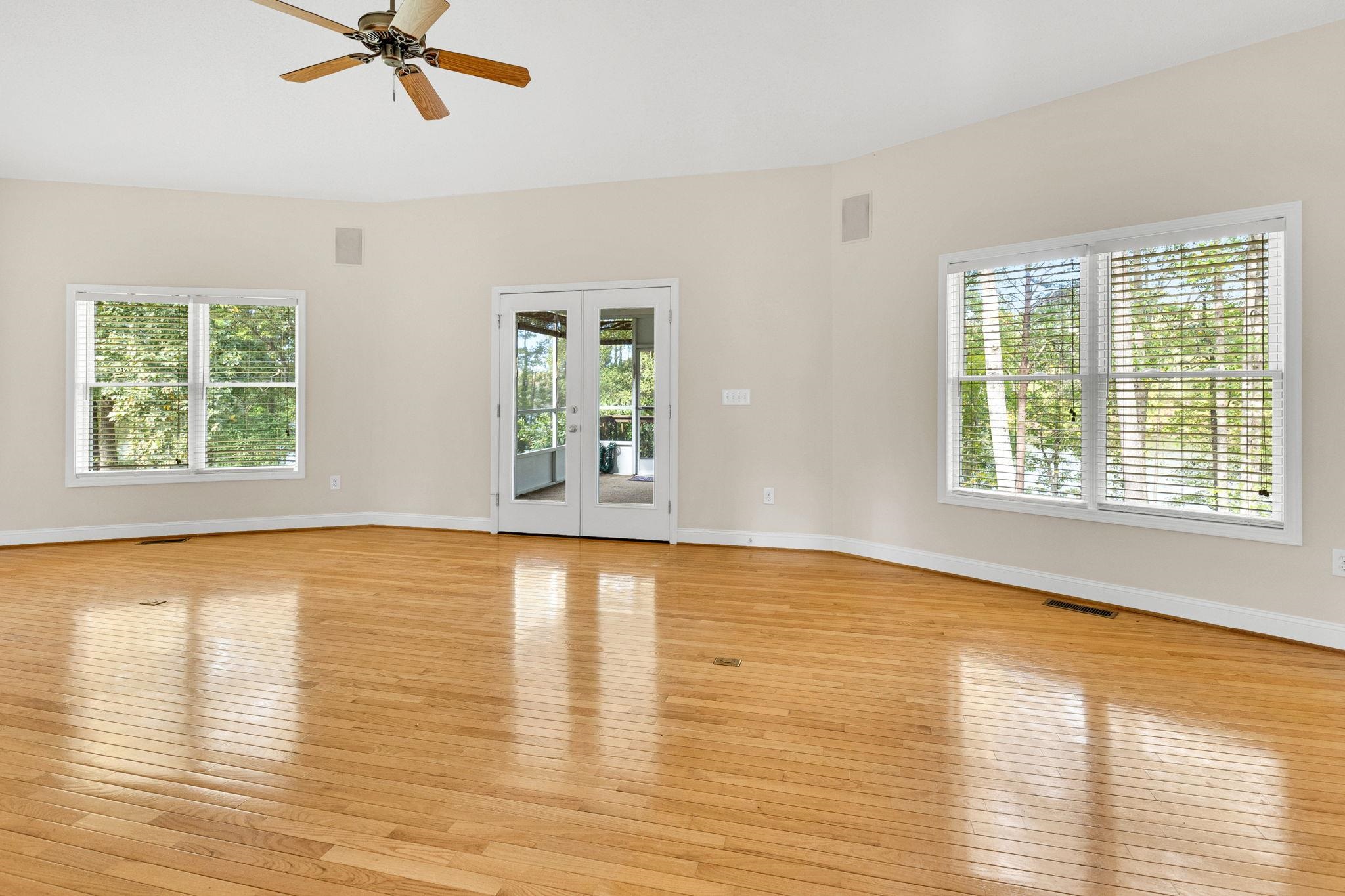 125 Lake Robinson Pointe Greer, SC 29651 - Photo 10 of 50