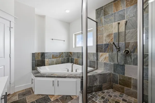 $497,500 | 2214 Radcliffe Street, Houston, TX 77007