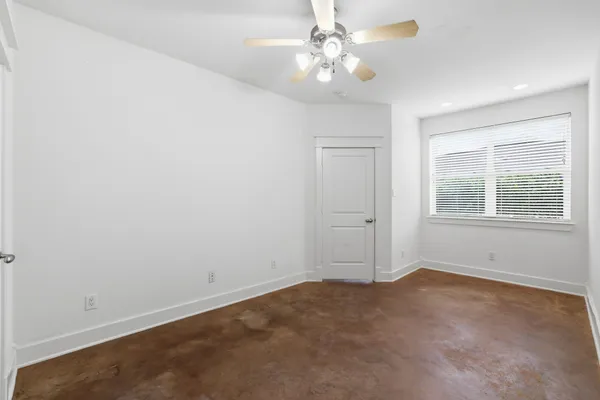 $497,500 | 2214 Radcliffe Street, Houston, TX 77007