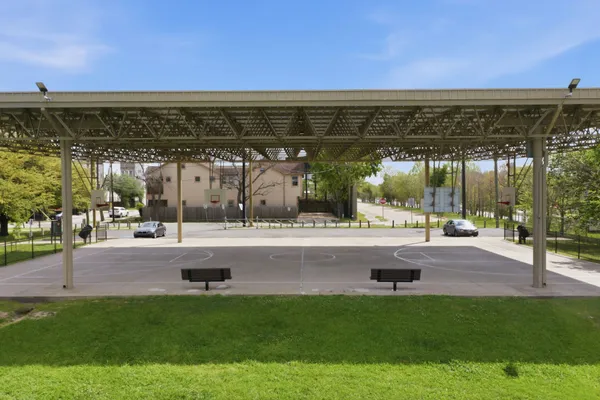 $497,500 | 2214 Radcliffe Street, Houston, TX 77007