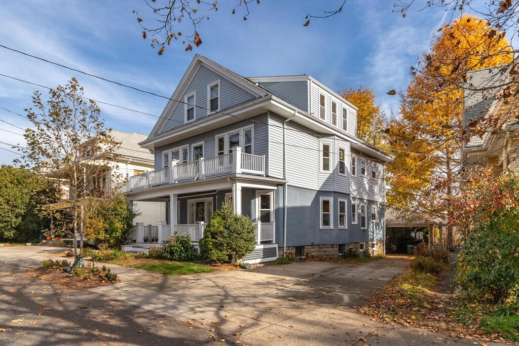 7 Appleton Street, Unit 7 Watertown, MA 02472 - Photo 3 of 32 Gallery Image 3