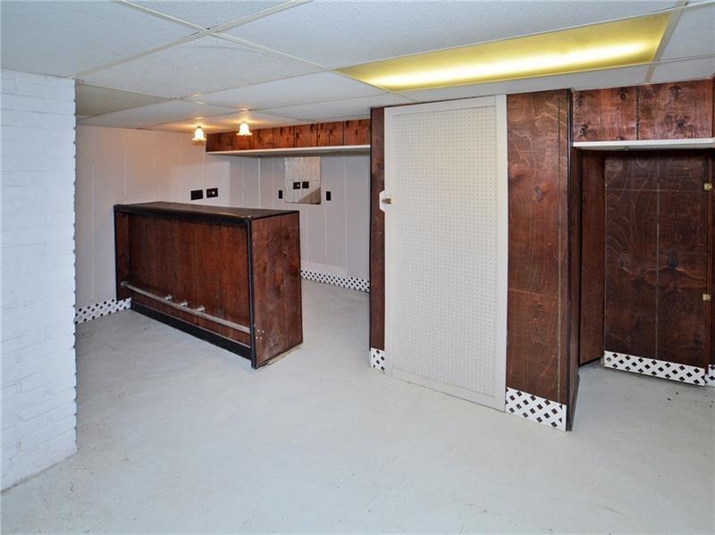 500 Woodside Road Pittsburgh, PA 15221 - Photo 20 of 25 Gallery Image 20
