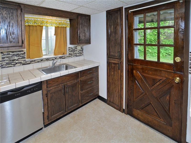 500 Woodside Road Pittsburgh, PA 15221 - Photo 3 of 25 Gallery Image 3