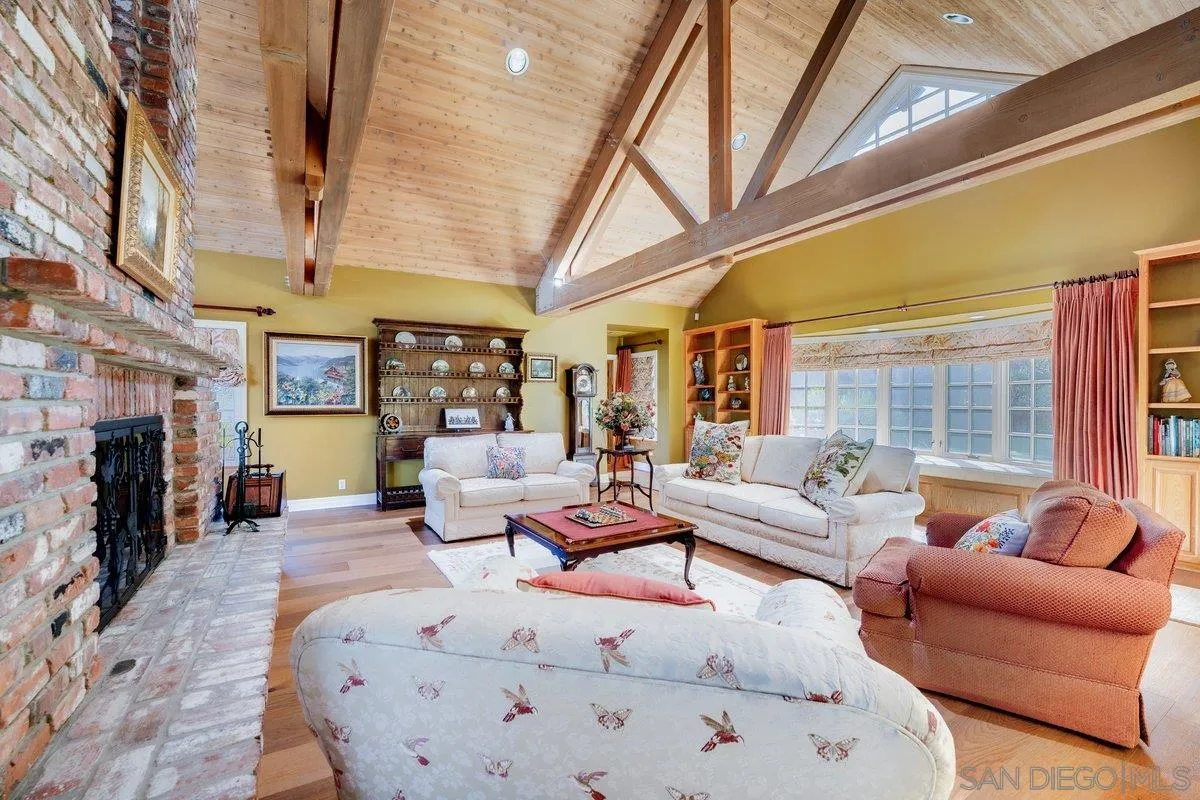 1 Rollingview Lane Fallbrook, CA 92028 - Photo 5 of 74