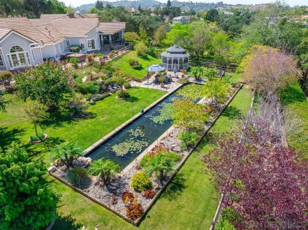 $2,600,000 | 1 Rollingview Lane, Fallbrook, CA 92028