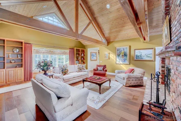 $2,600,000 | 1 Rollingview Lane, Fallbrook, CA 92028