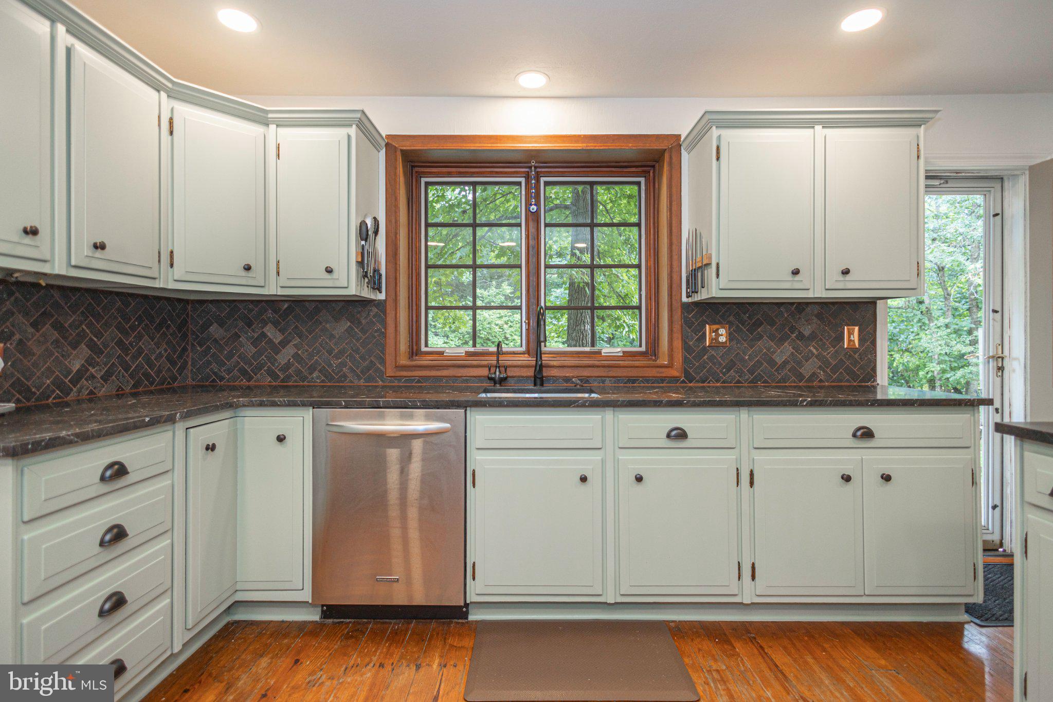 10 Effingham Road Yardley, PA 19067 - Photo 20 of 68 Gallery Image 20