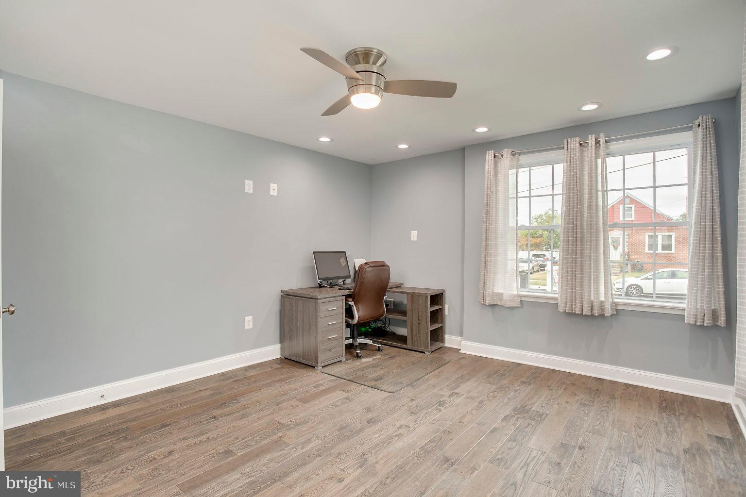 603 Seena Road Baltimore, MD 21221 - Photo 31 of 49 Man Level Bedroom