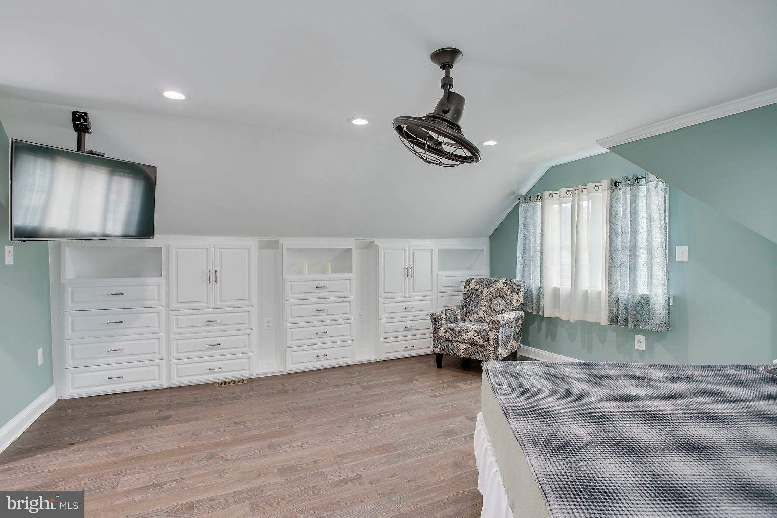 603 Seena Road Baltimore, MD 21221 - Photo 42 of 49 Master Suite Custom Cabinetry