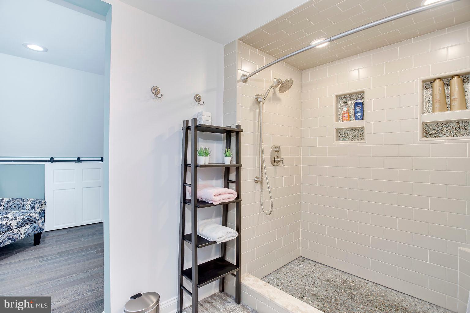 603 Seena Road Baltimore, MD 21221 - Photo 44 of 49 Master Bath