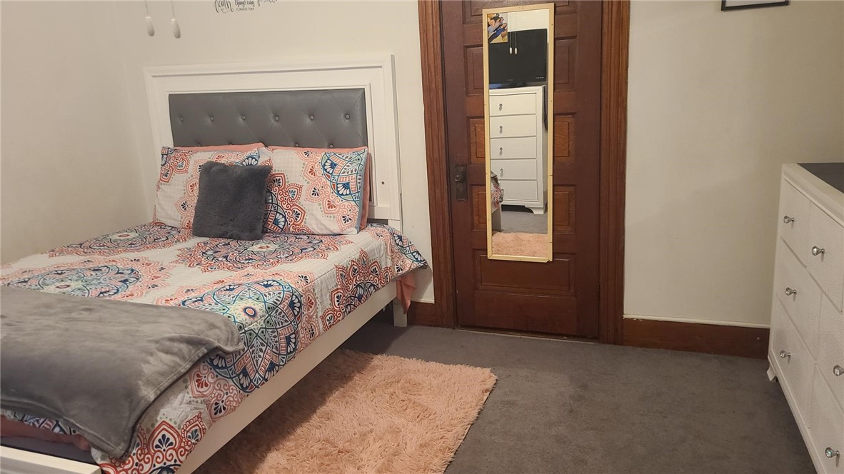 77 Manville Road Woonsocket, RI 02895 - Photo 6 of 25 https://stwmls.mlsmatrix.com/Matrix/MediaManager/ShowImage.aspx?tbl=9&mtid=1&tmui=20408339&mf=PU4641850&w=128&h=96&q=99&md=0001-01-01%2000:00:00.000