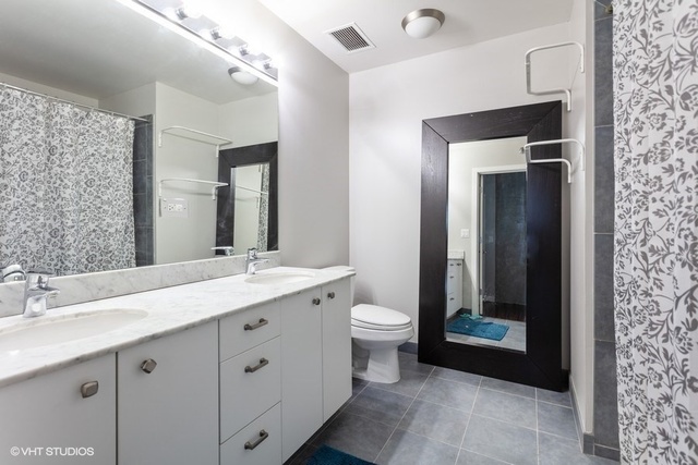 235 West Van Buren Street, Unit 2307 Chicago, IL 60607 - Photo 7 of 11