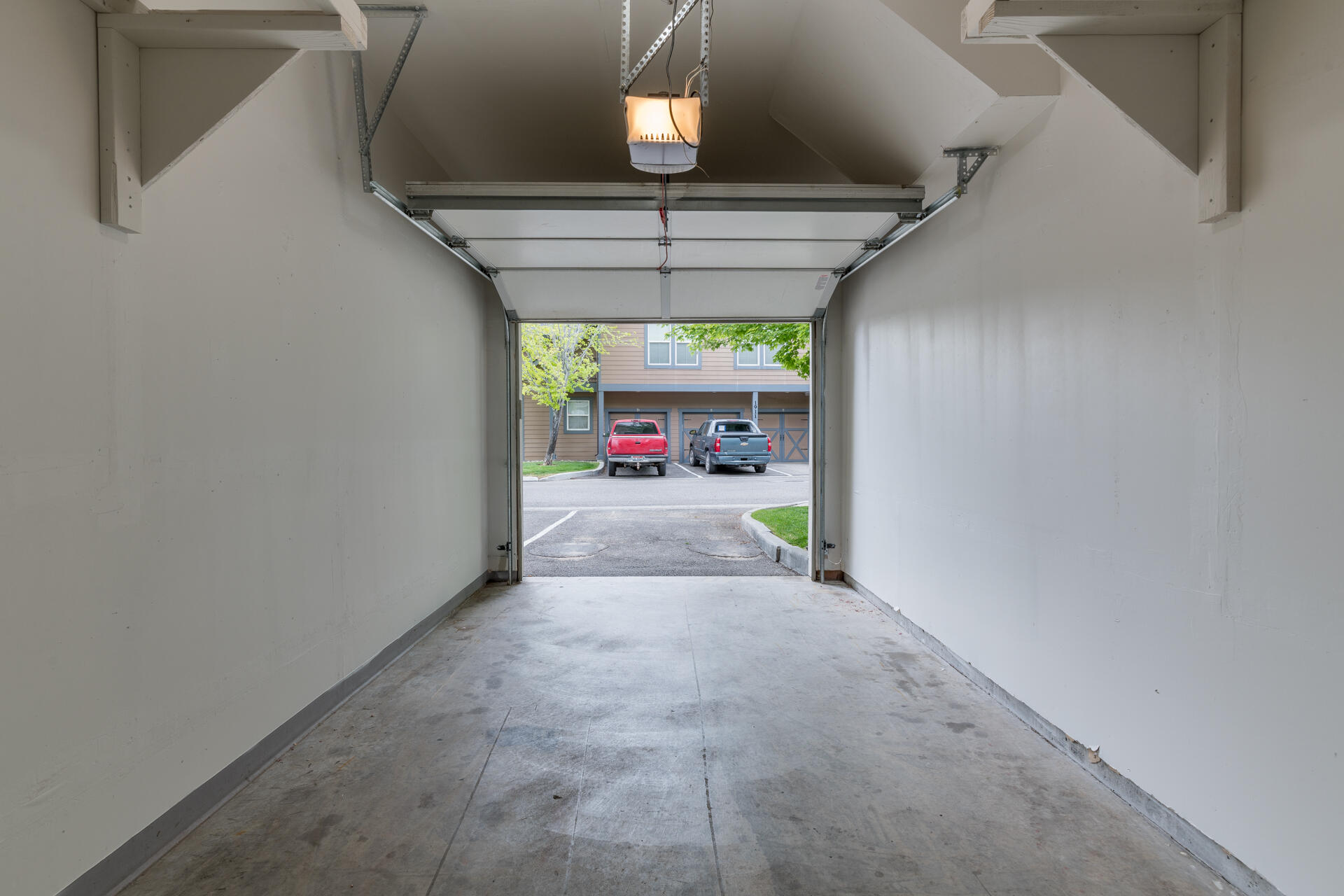 1920 Copper Ranch Lane, Unit D Hailey, ID 83333 - Photo 24 of 26 Garage