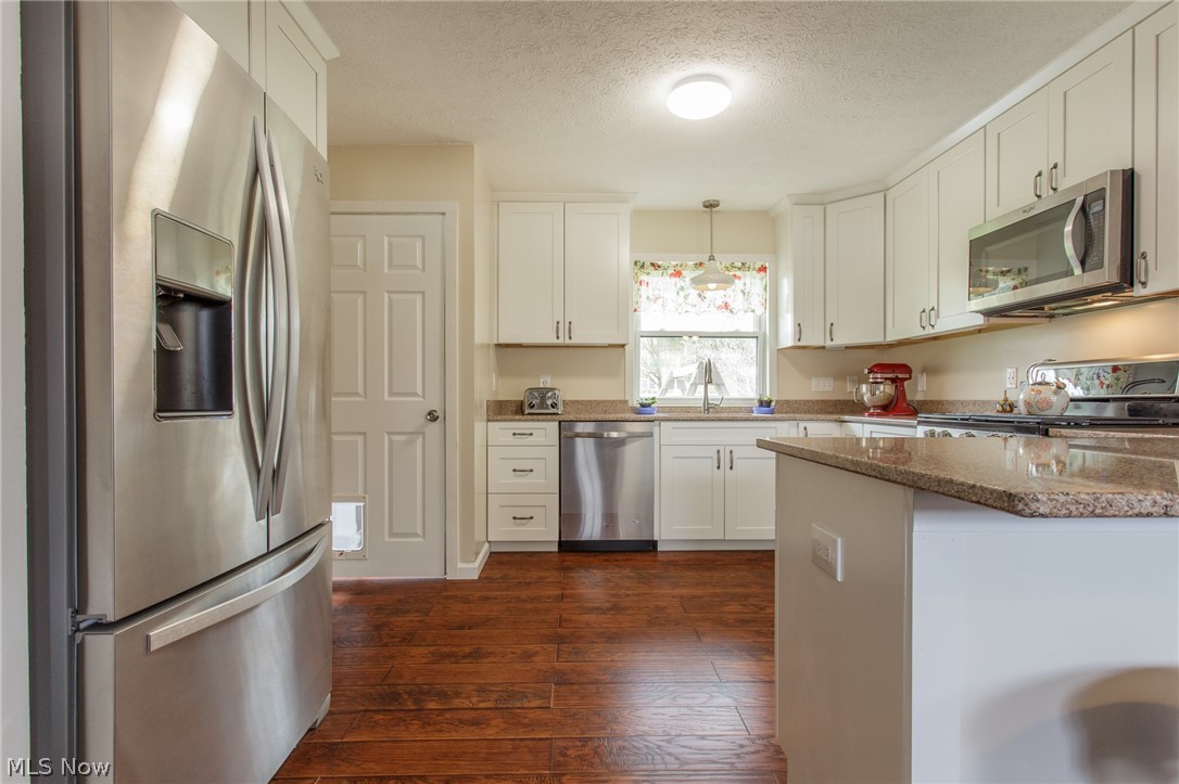 1097 Clark Road Wadsworth, OH 44281 - Photo 15 of 34 Gallery Image 15