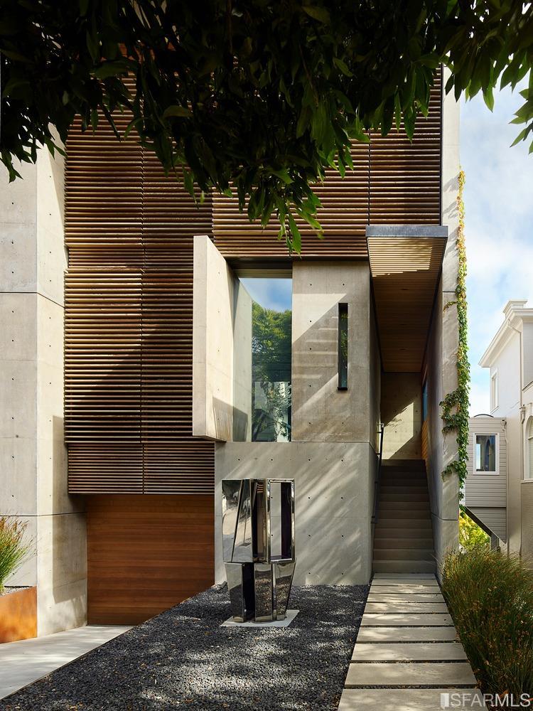 2626 Filbert Street San Francisco, CA 94123 - Photo 2 of 8 a front view of a house