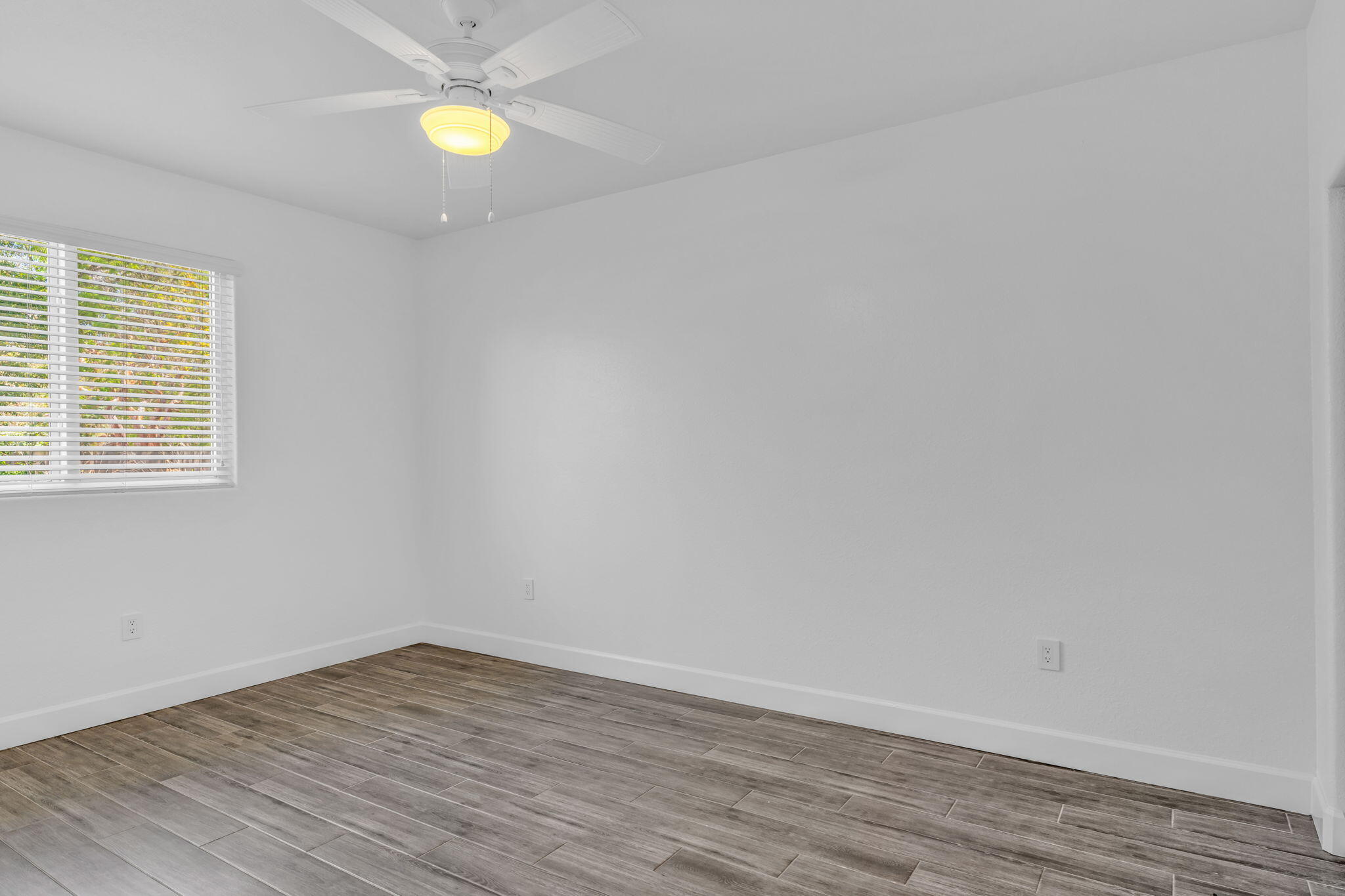 407 Collins Street Key Largo, FL 33037 - Photo 17 of 45 15-web-or-mls-407 Collins St - High Expo