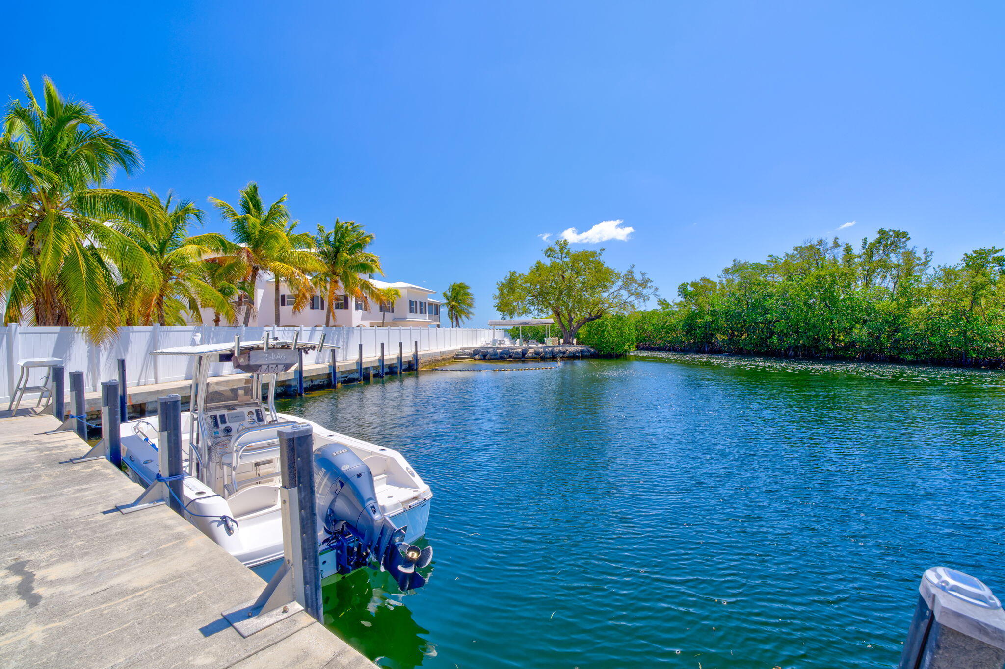 407 Collins Street Key Largo, FL 33037 - Photo 31 of 45 31-web-or-mls-407 Collins St - High Expo