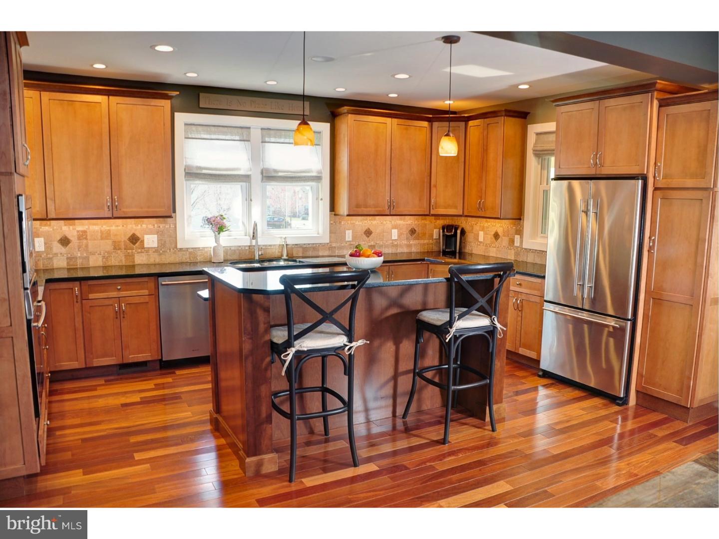 229 Alderfer Road Harleysville, PA 19438 - Photo 3 of 25 Kitchen