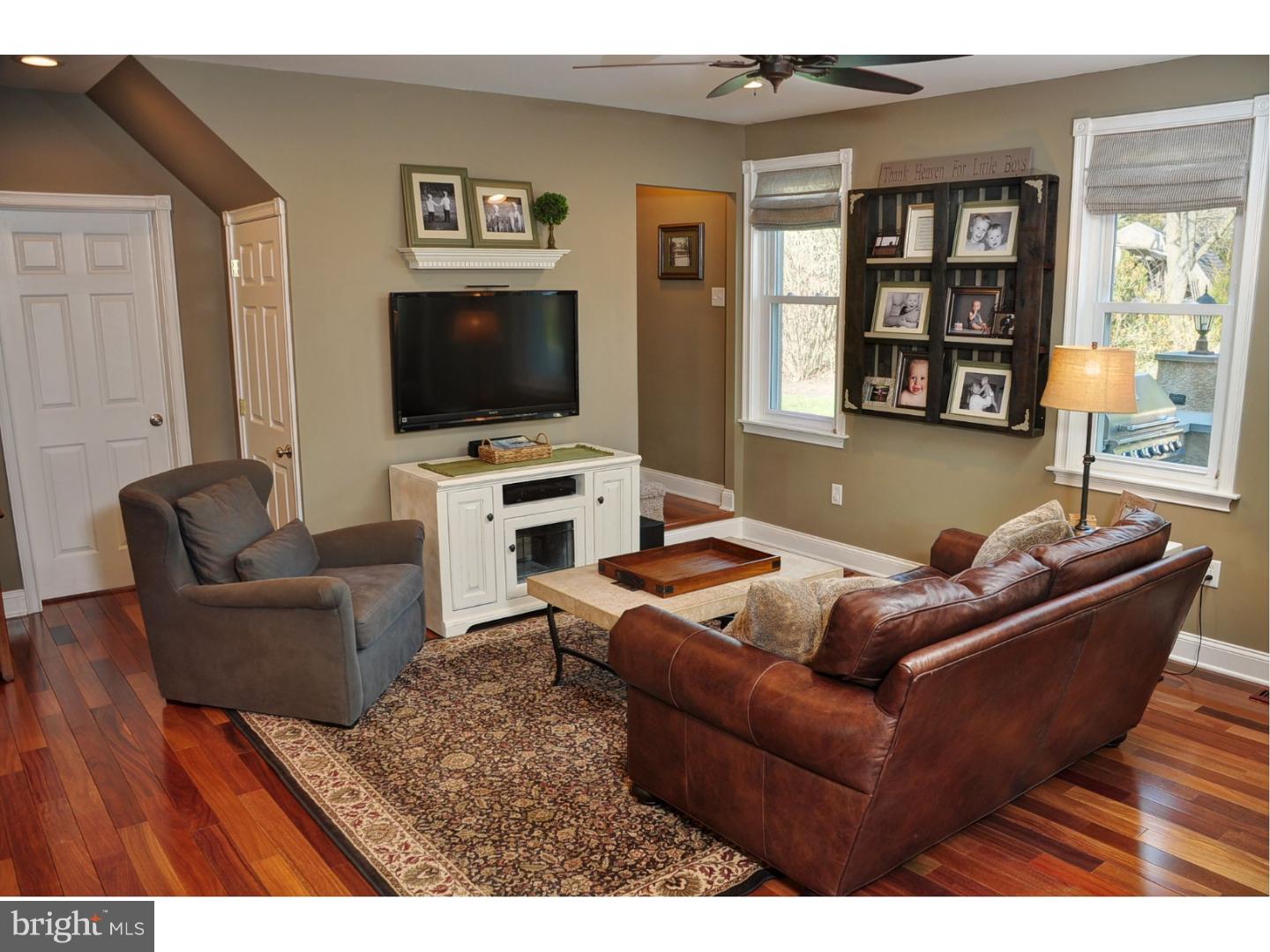 229 Alderfer Road Harleysville, PA 19438 - Photo 9 of 25 Family Room