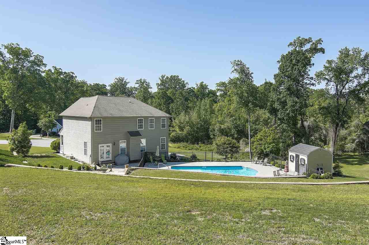 210 Quercus Run Fountain Inn, SC 29644 - Photo 28 of 33