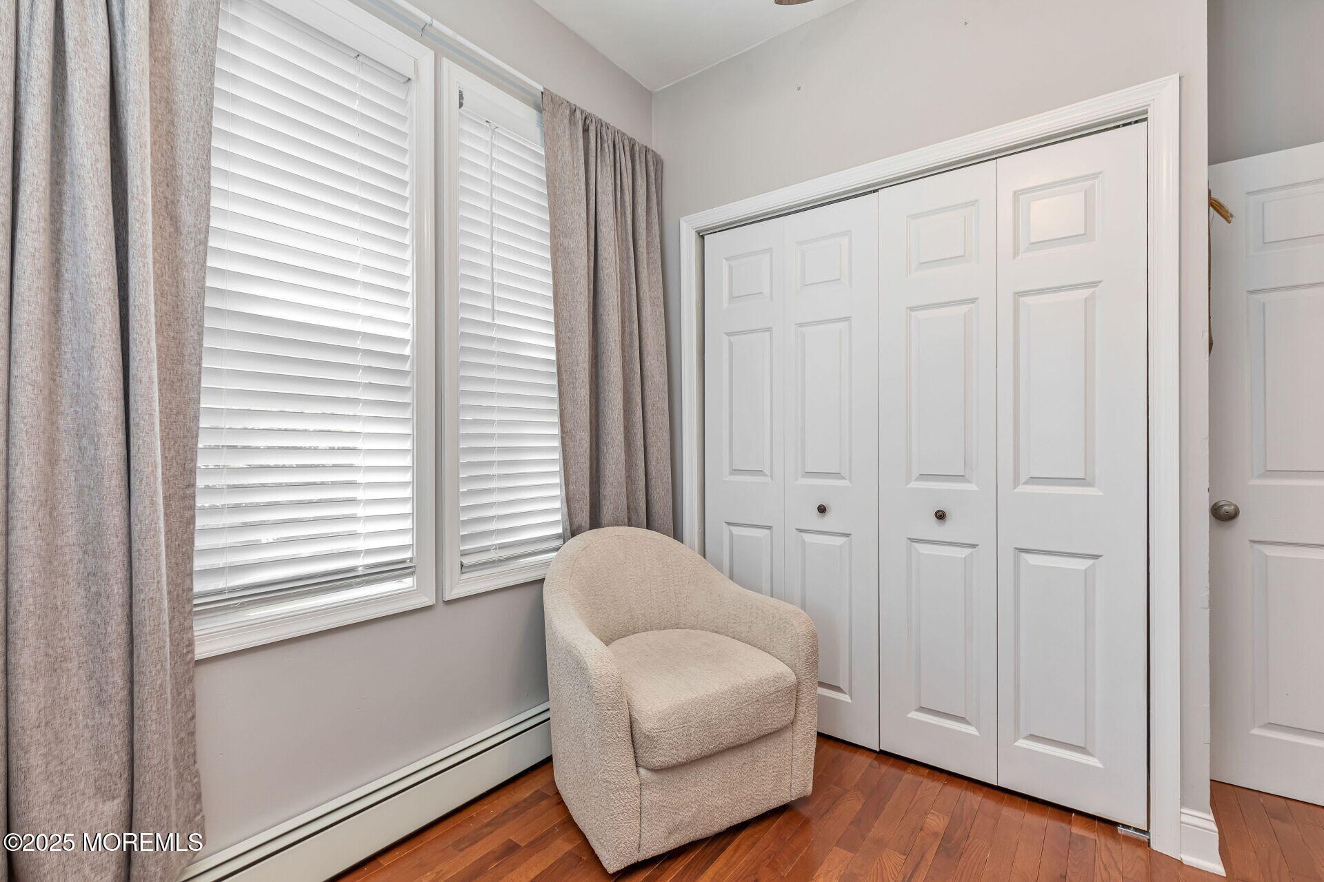 577 Holmdel Road Hazlet, NJ 07730 - Photo 24 of 42 024-1920x1280-photo