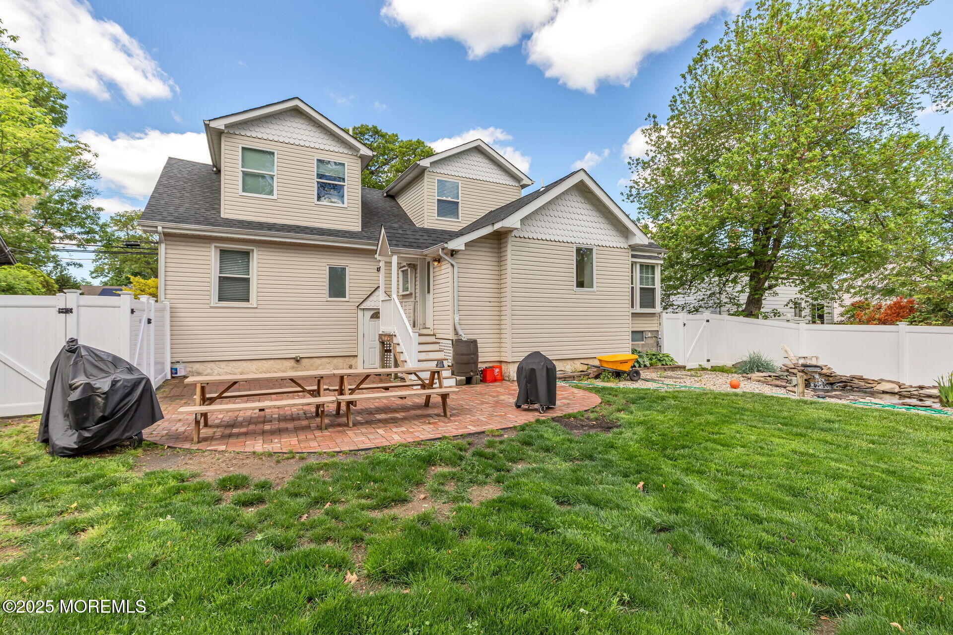 577 Holmdel Road Hazlet, NJ 07730 - Photo 33 of 42 043-1920x1280-photo
