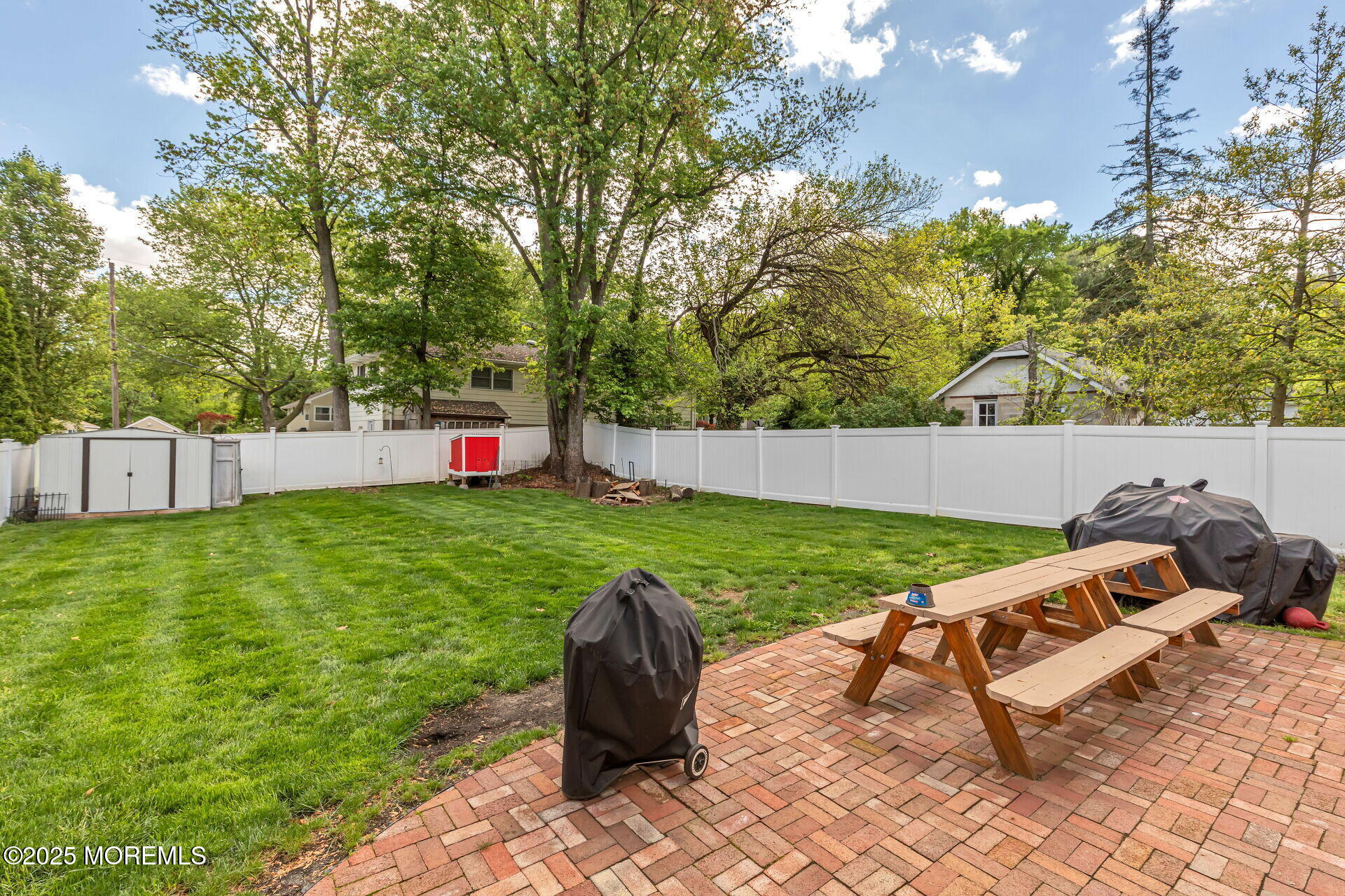 577 Holmdel Road Hazlet, NJ 07730 - Photo 35 of 42 038-1920x1280-photo