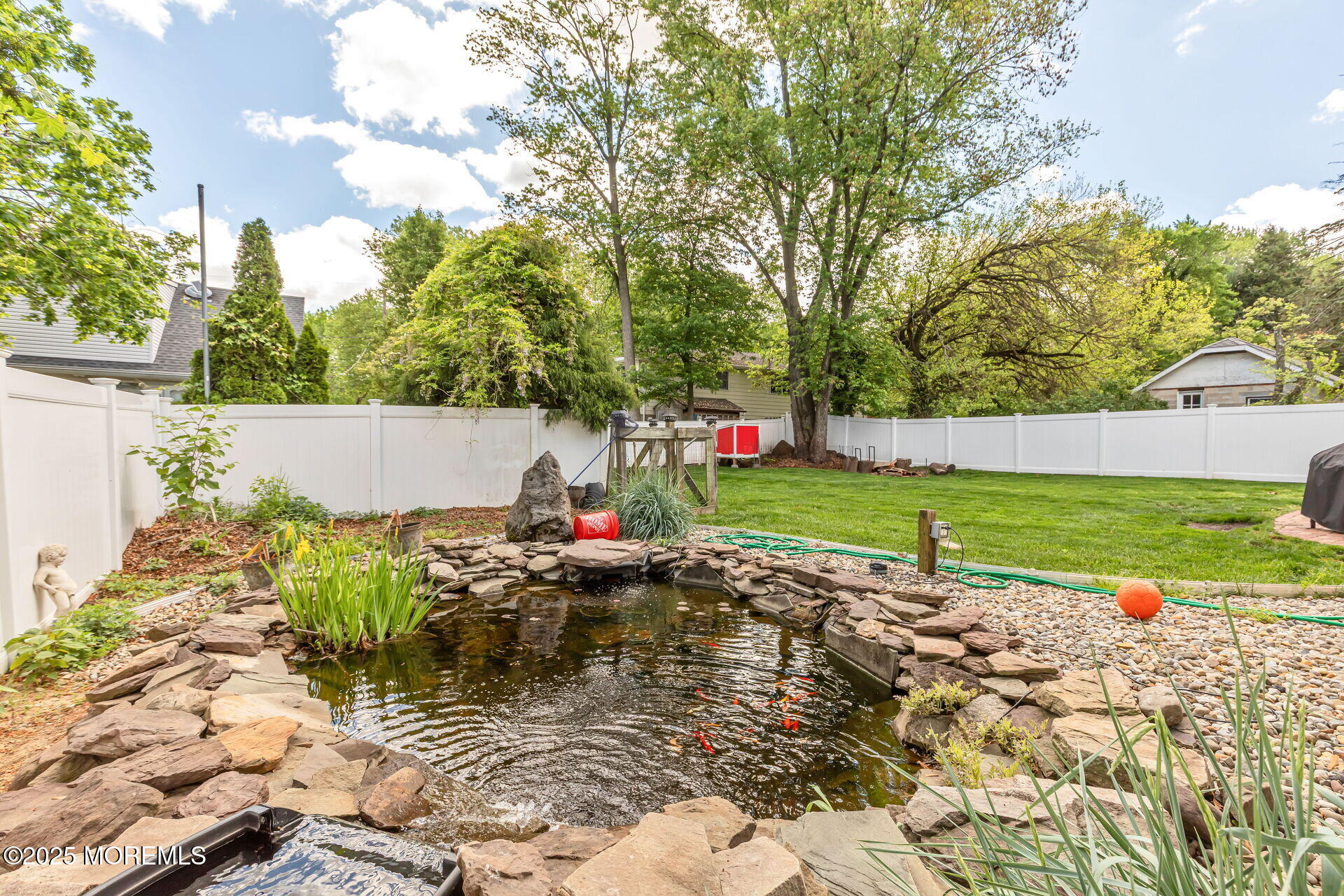 577 Holmdel Road Hazlet, NJ 07730 - Photo 36 of 42 040-1920x1280-photo