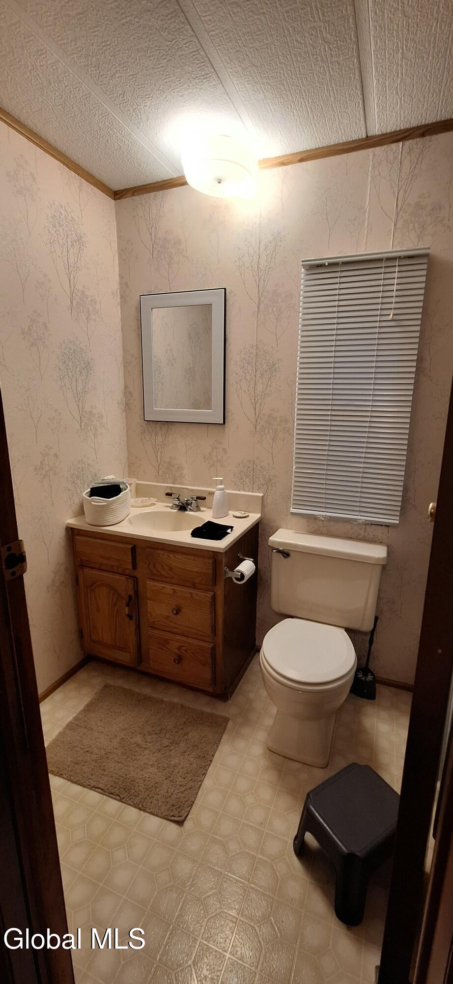 793 Chamberlin Mills Road Salem, NY 12865 - Photo 13 of 27 2nd full bathroom