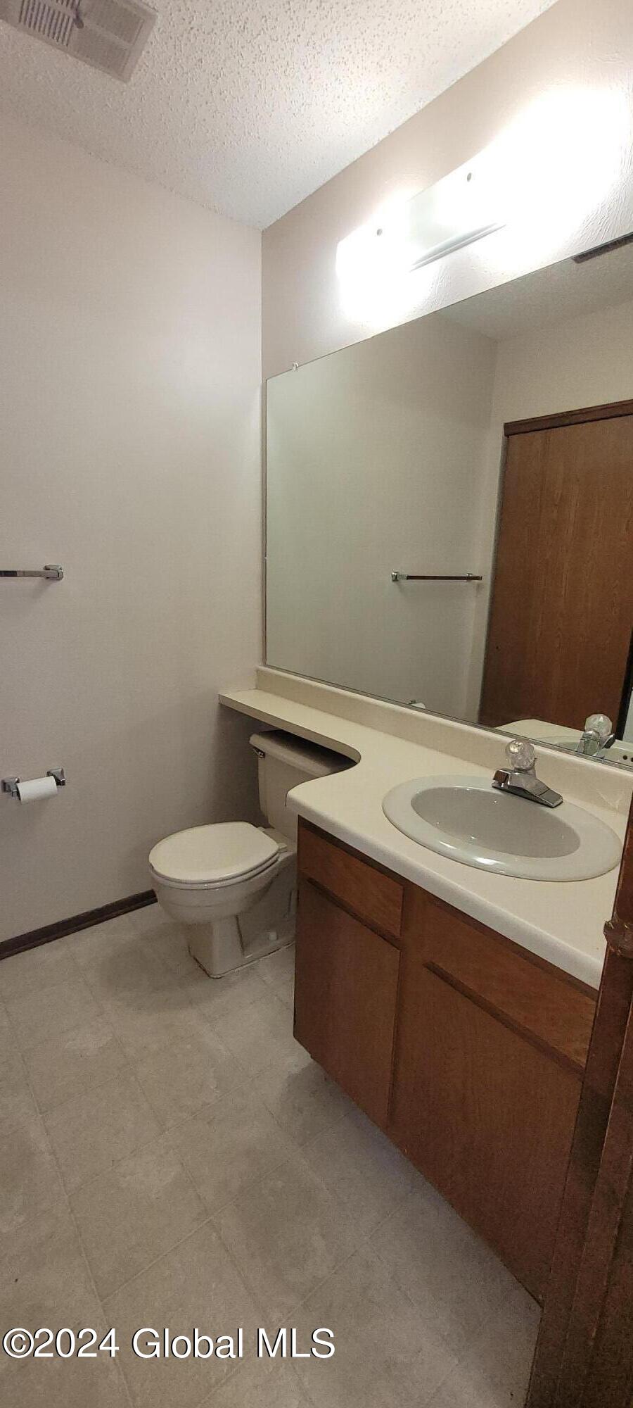 1 Hale Drive Halfmoon, NY 12065 - Photo 18 of 36 20240528_123942