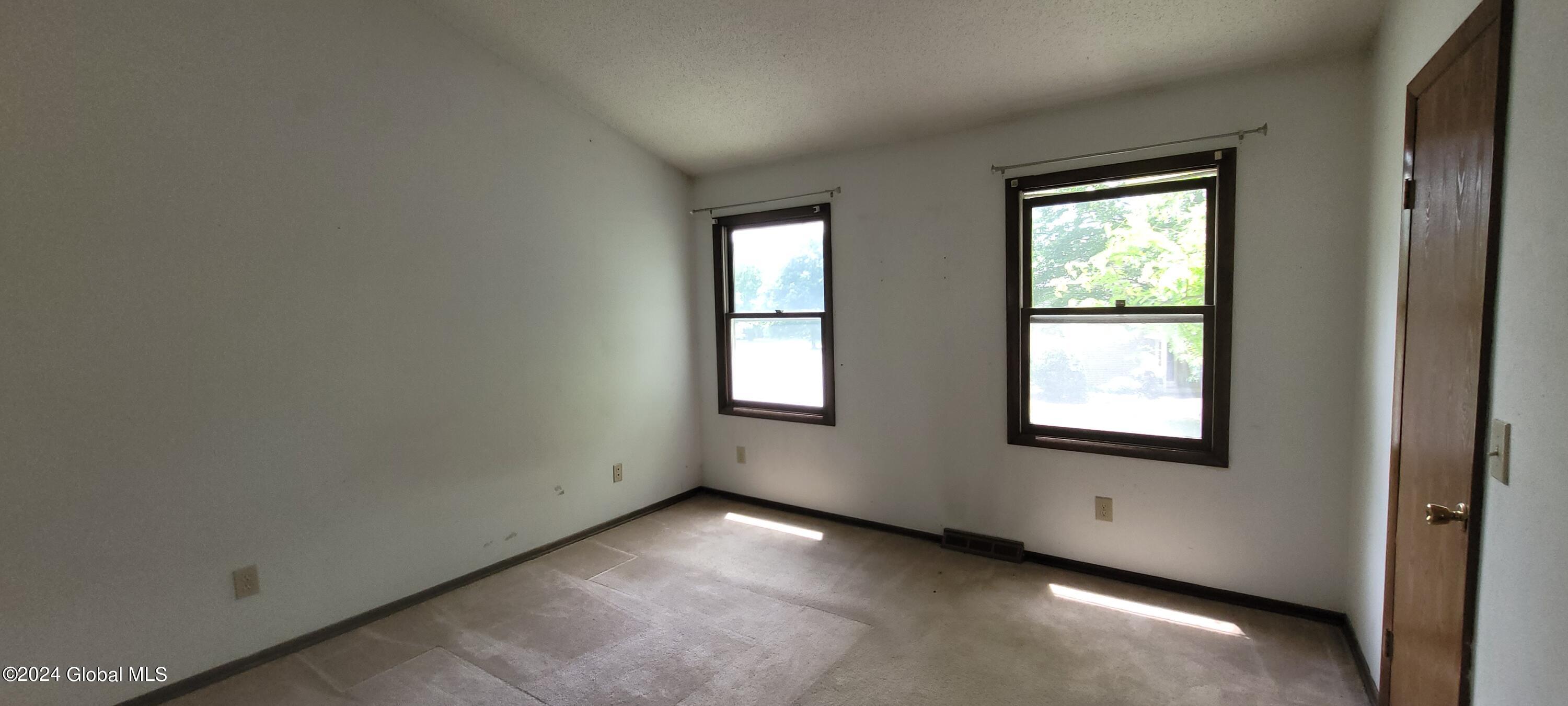 1 Hale Drive Halfmoon, NY 12065 - Photo 31 of 36 20240528_124622