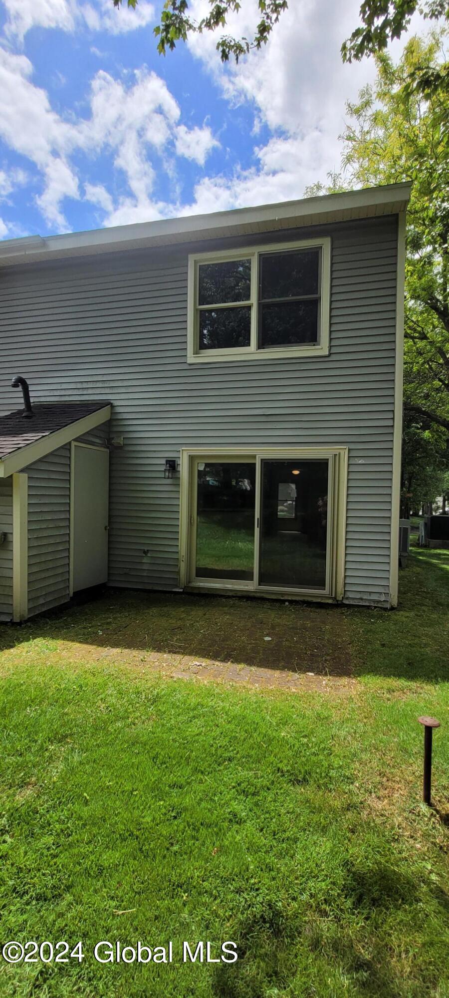 1 Hale Drive Halfmoon, NY 12065 - Photo 4 of 36 20240528_124037