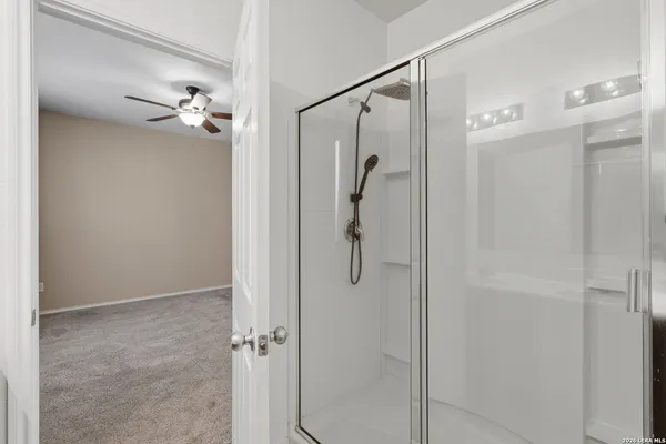 $1,995 | 27203 Rio Bank, Boerne, TX 78015