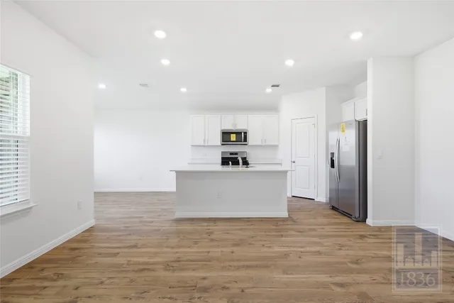 $1,975 | 1932 Marlin Spike Drive, Leander, TX 78641