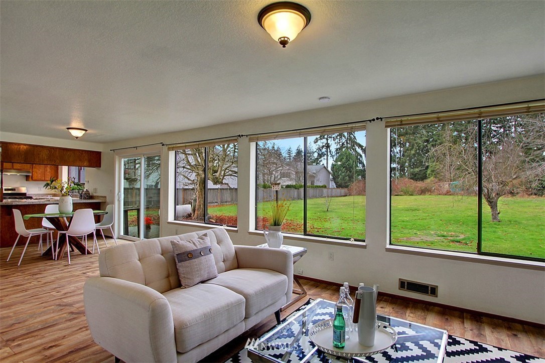 12304 Alexander Road Everett, WA 98204 - Photo 5 of 21