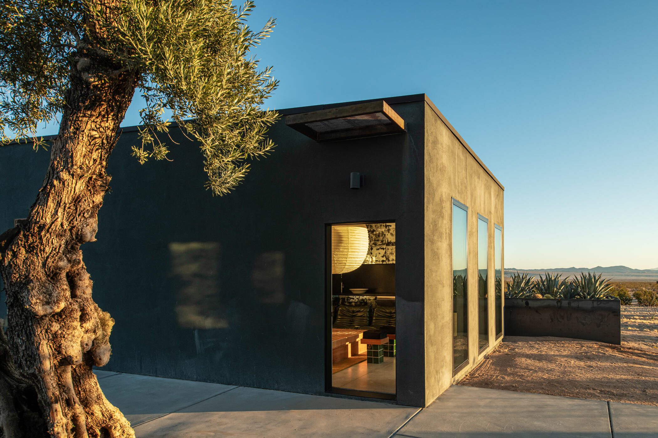 60052 Rocky Road Landers, CA 92285 - Photo 19 of 42 a view of a house with a outdoor space